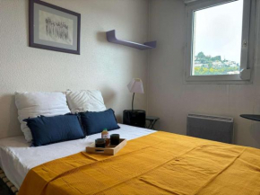 Appartement 2 pièces proche commerces à Mandelieu-la-Napoule - FR-1-609-70